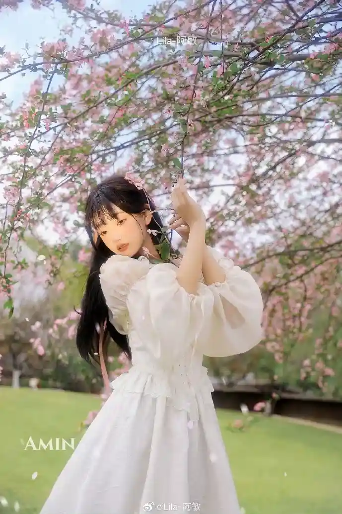 空洞骑士游戏截图